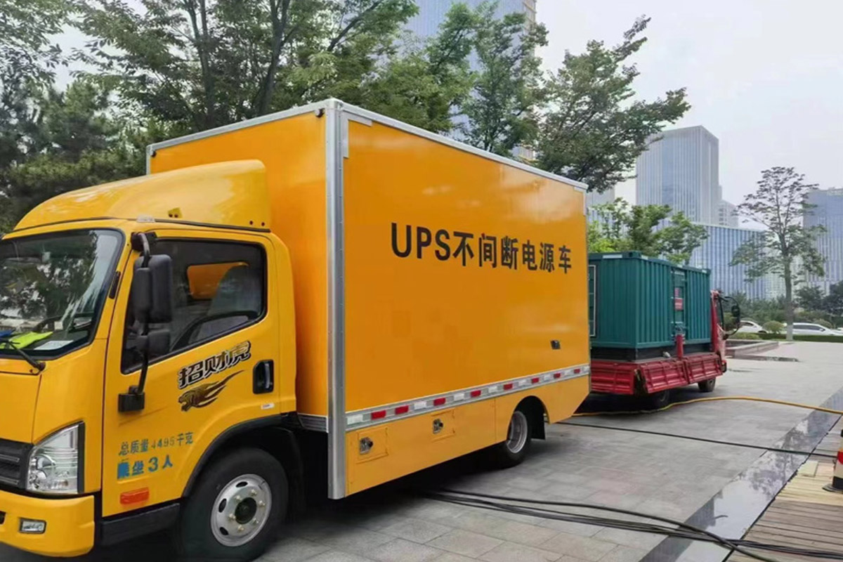 江永发电机租赁施工现场